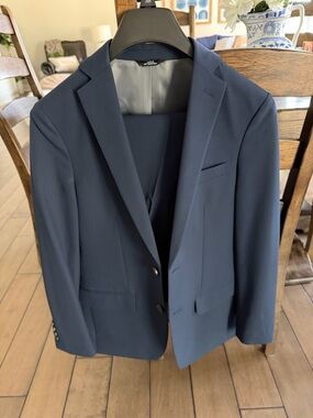 Men's prom Navy Blue Two-Button Suit Blazer